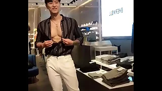 Th&egrave;m thịt trai &dstrok;ẹp H&agrave;n Quốc qu&aacute;